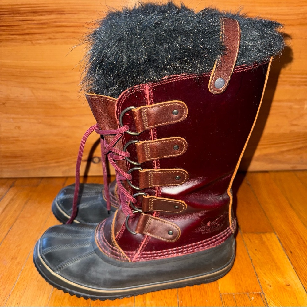 Sorel Joan Of Arctic Faux Fur Red Boots
